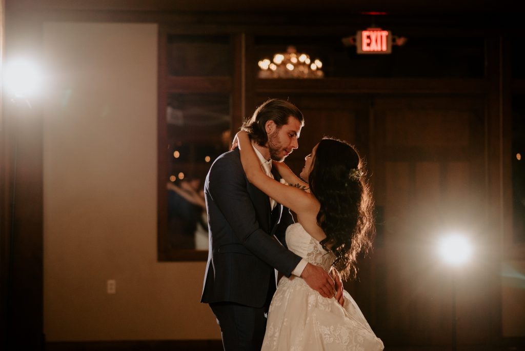 Winter Wedding at the Pine Tree Barn